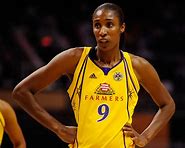Lisa LESLIE